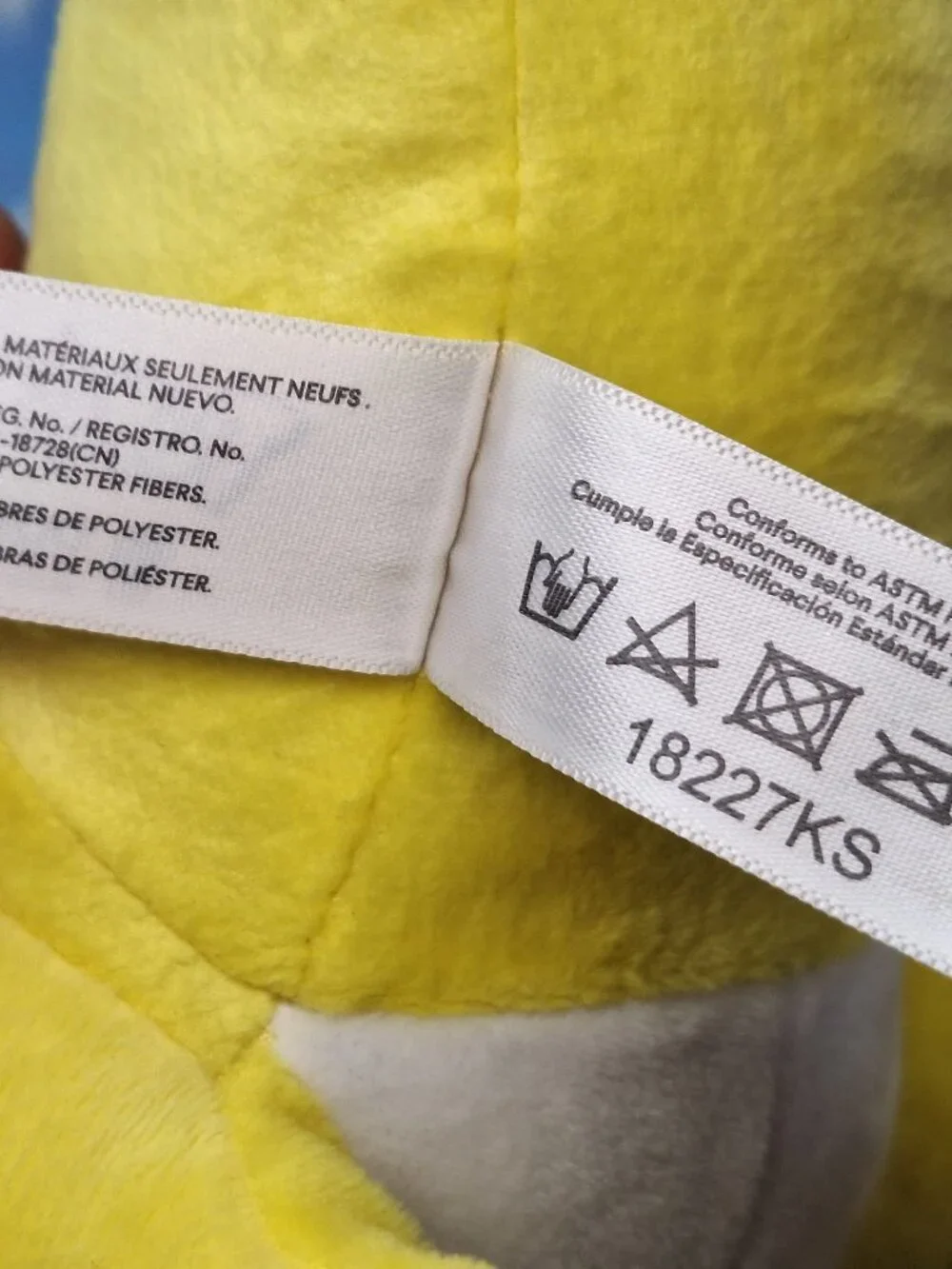 Pokémon Ampharos 12” Plush Stuffed Gamestop Exclusive Wicked Cool Toys 2018